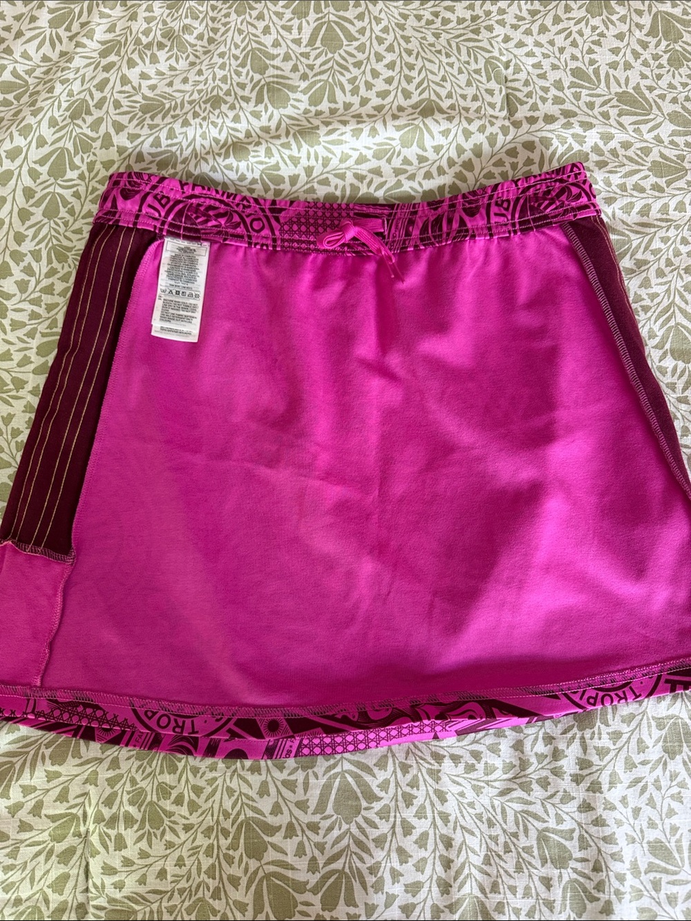 Farm Rio + adidas Magenta Tropical Graphic Mini Skirt with Gold Stripes - Picture 4 of 5